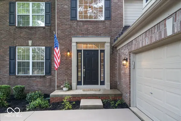 6563 Bainbridge WAY, Zionsville, IN 46077