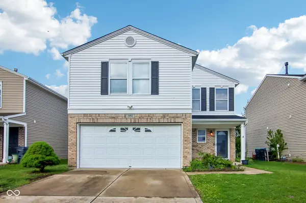 2002 Evergold CIR, Greenwood, IN 46143