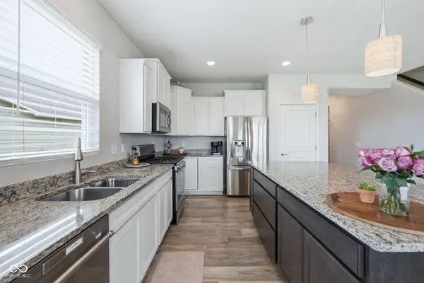 16026 Viking Warrior DR, Westfield, IN 46074