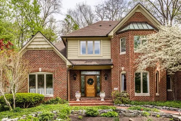 5212 Carrington CIR, Carmel, IN 46033