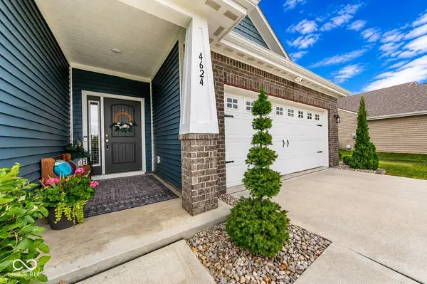 4624 Ozark LN, Indianapolis, IN 46239
