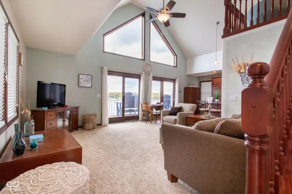 5823 E Sheridan RD, Monticello, IN 47960