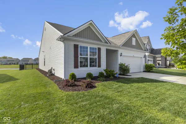 6607 Timberline TRL, Whitestown, IN 46075