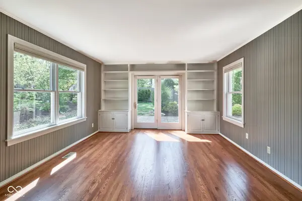 115 E 73rd ST, Indianapolis, IN 46240