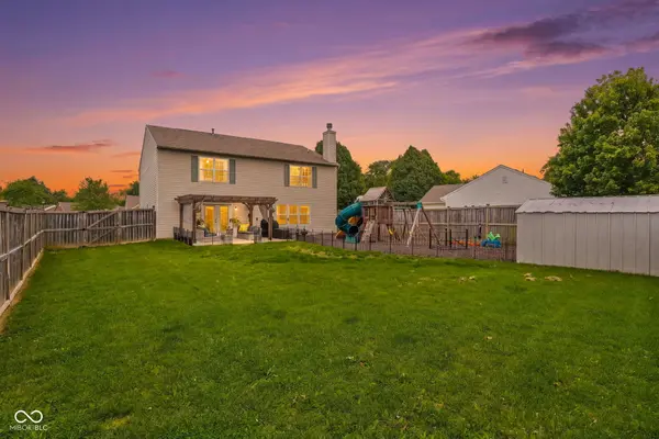 8455 Ferguson CIR, Avon, IN 46123