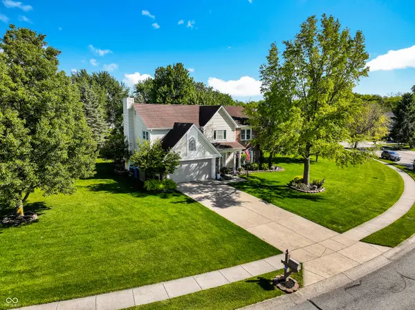 13077 Lansdowne DR, Fishers, IN 46038