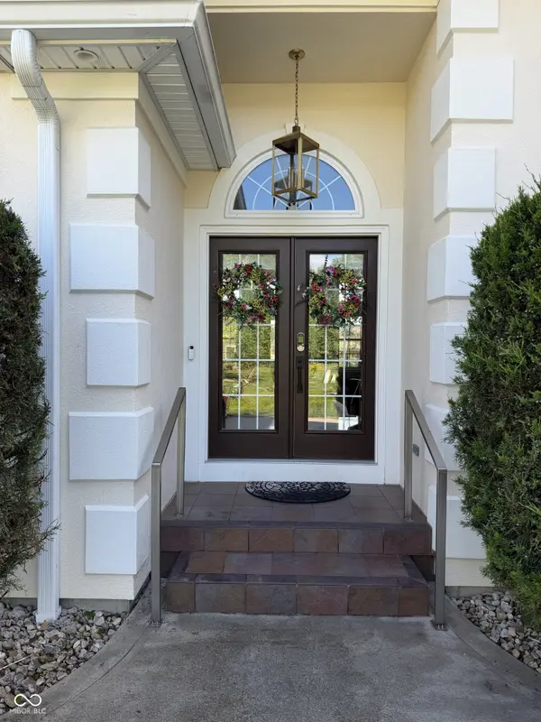 355 Woodside CT, Batesville, IN 47006