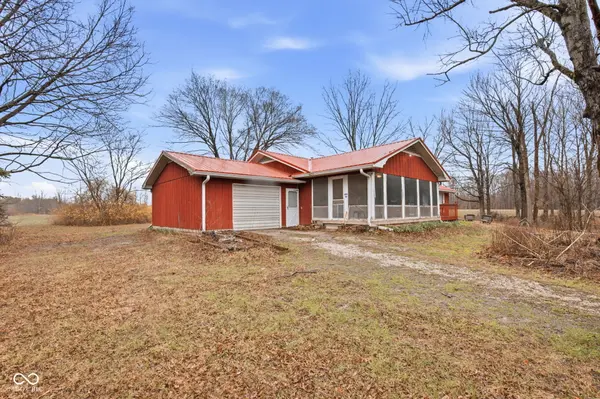 11088 Camp Otto RD, Cloverdale, IN 46120