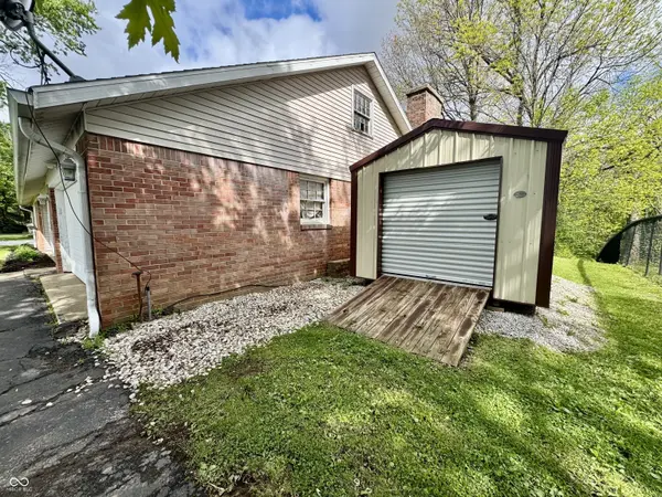 9390 W Us Highway 136, Waynetown, IN 47990