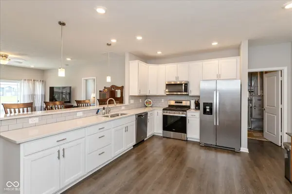 6683 Birmingham AVE, Mccordsville, IN 46055