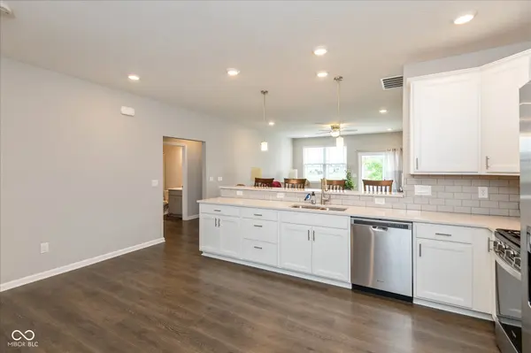 6683 Birmingham AVE, Mccordsville, IN 46055