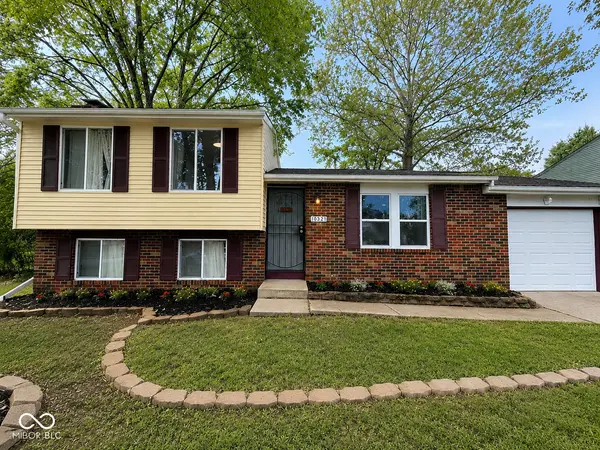 10321 Starview DR, Indianapolis, IN 46229