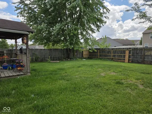 929 Belvedere DR, Shelbyville, IN 46176