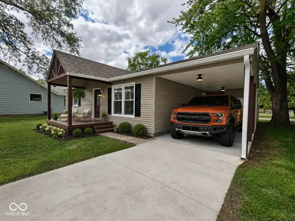 734 5th ST, Shelbyville, IN 46176