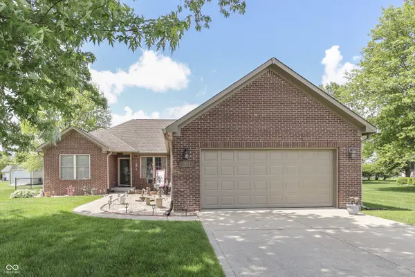 3464 Nicholas CT, Martinsville, IN 46151