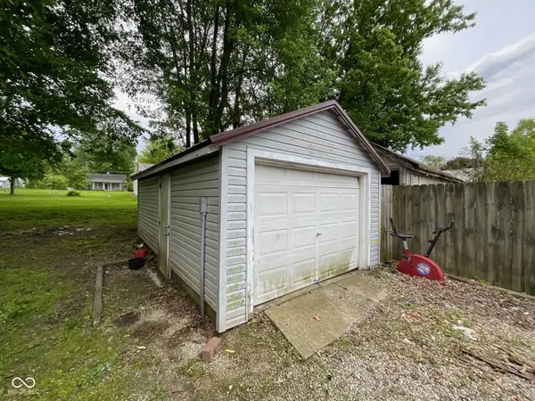 807 Buena Vista, Rockville, IN 47872