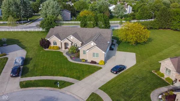 5318 Cody LN, Plainfield, IN 46168