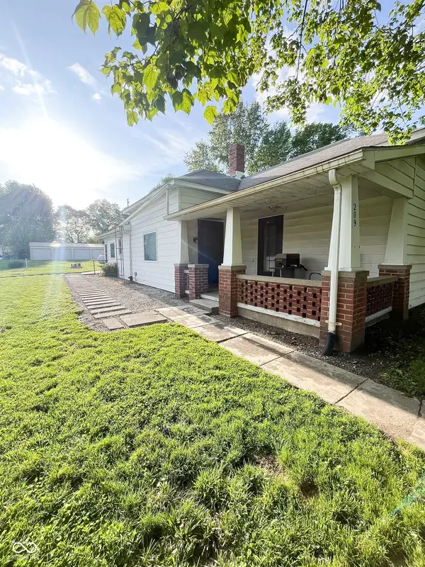 209 N Grant ST, Cayuga, IN 47928