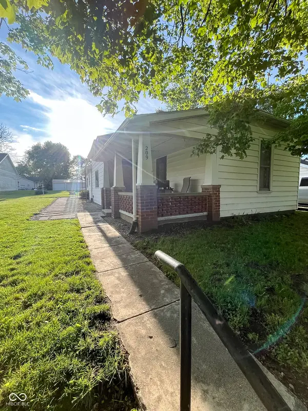 209 N Grant ST, Cayuga, IN 47928