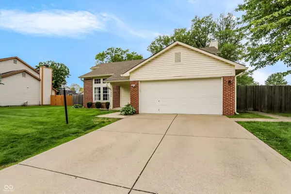 7826 Winding Creek DR, Indianapolis, IN 46236