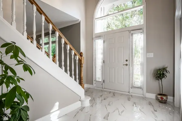 1404 N Claridge WAY, Carmel, IN 46032