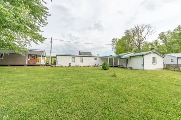 914 W 900 S, Flat Rock, IN 47234