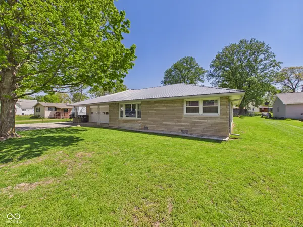 8304 S Sorgham ST, Daleville, IN 47334