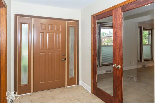 1714 Pippin DR, Greenfield, IN 46140