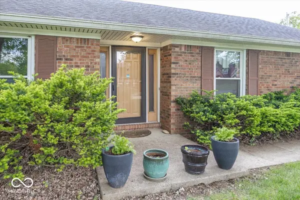 1714 Pippin DR, Greenfield, IN 46140