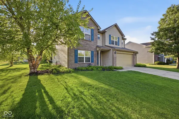 13804 Black Canyon CT, Fishers, IN 46038