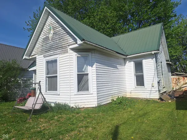 50 W Poplar ST, North Vernon, IN 47265
