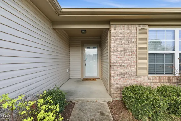 450 Ashby DR, Greenfield, IN 46140