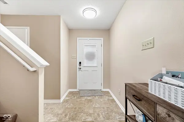 925 Balto DR, Shelbyville, IN 46176
