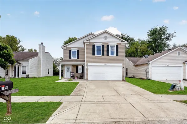 925 Balto DR, Shelbyville, IN 46176
