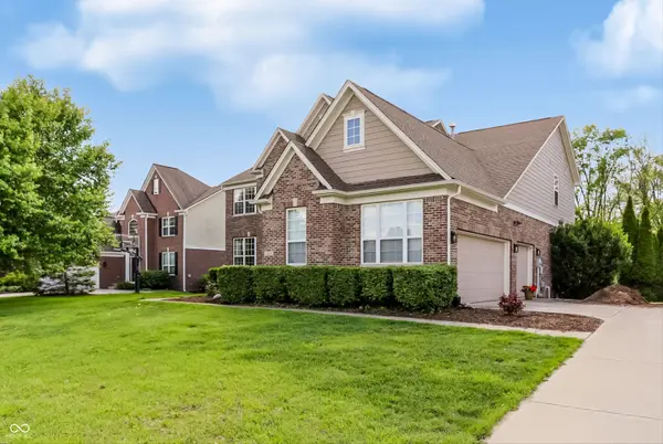 2978 Stone Creek DR, Zionsville, IN 46077