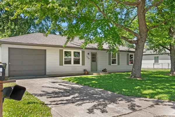 170 Midway CT S, Hope, IN 47246