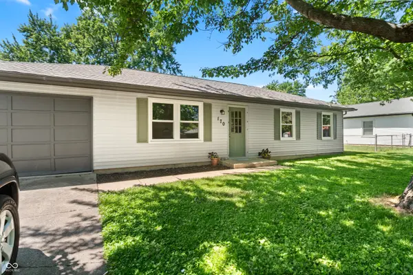 170 Midway CT S, Hope, IN 47246