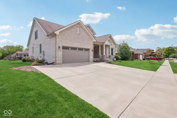 7897 Hickory Ridge LN, Mooresville, IN 46158