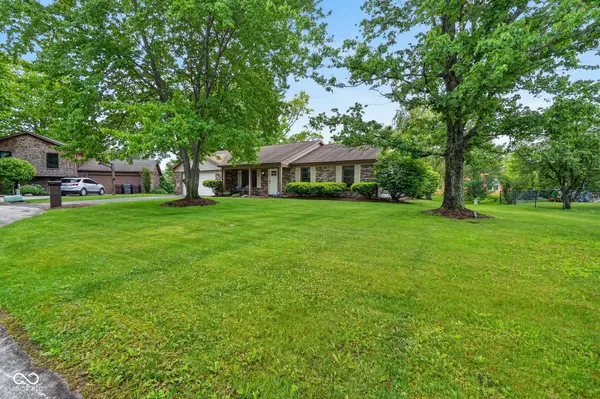 8721 Powderhorn CT, Indianapolis, IN 46256
