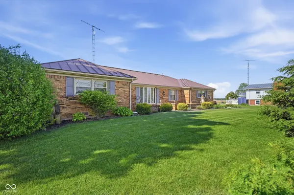 1761 W State Road 32 HWY, Winchester, IN 47394