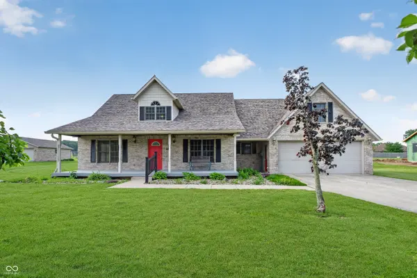 3305 E Waterview DR, Muncie, IN 47302