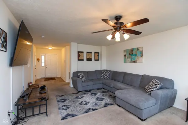 11659 Fawn Crest DR, Indianapolis, IN 46235