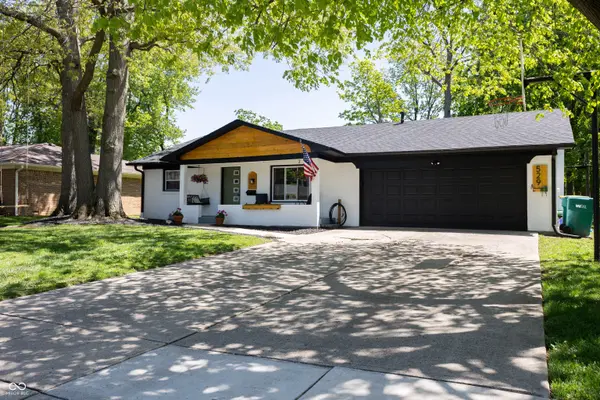 529 Lawndale DR, Plainfield, IN 46168