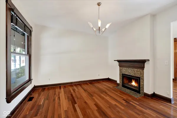425 N College AVE, Indianapolis, IN 46202