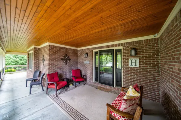 7398 W Banton CIR, New Palestine, IN 46163