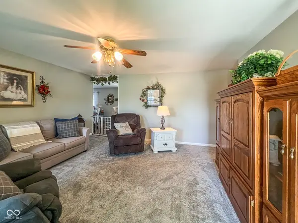 3345 30th ST, Columbus, IN 47203