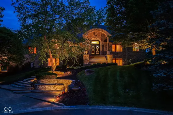 201 S Creedmoor WAY, Anderson, IN 46011