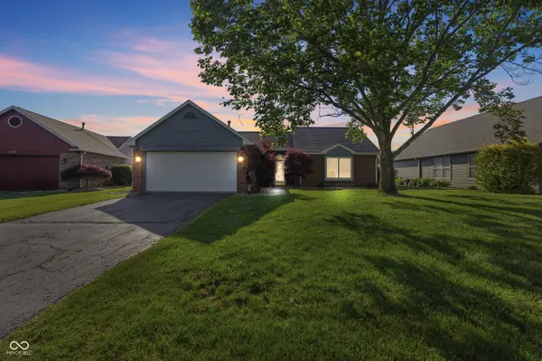 5793 Crystal Bay West DR, Plainfield, IN 46168