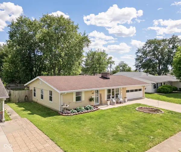 1839 Jolinda DR, Columbus, IN 47203