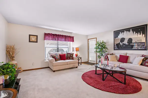 1763 Wellesley LN #1-C, Indianapolis, IN 46219